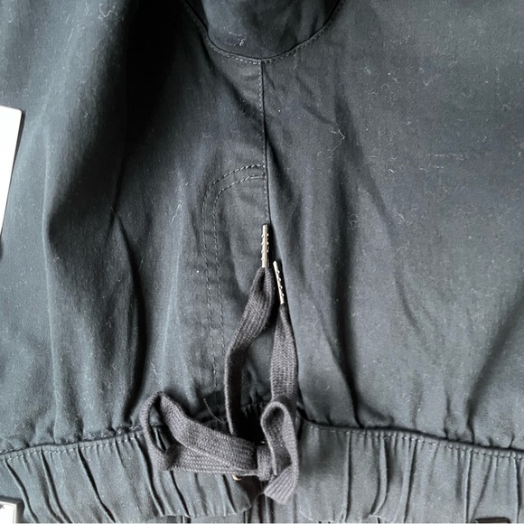 Ring of Fire - Jogger- back and side pockets. - Picture 12 of 16